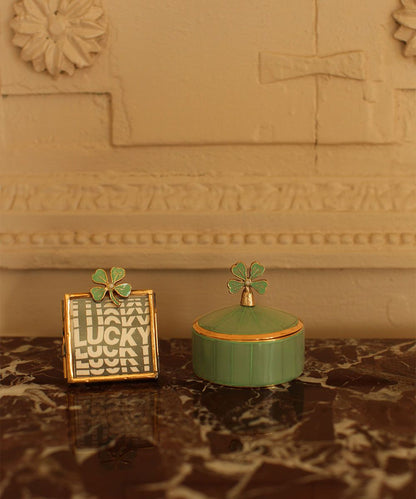 Doing Goods Circus Box Lucky Clover green medium