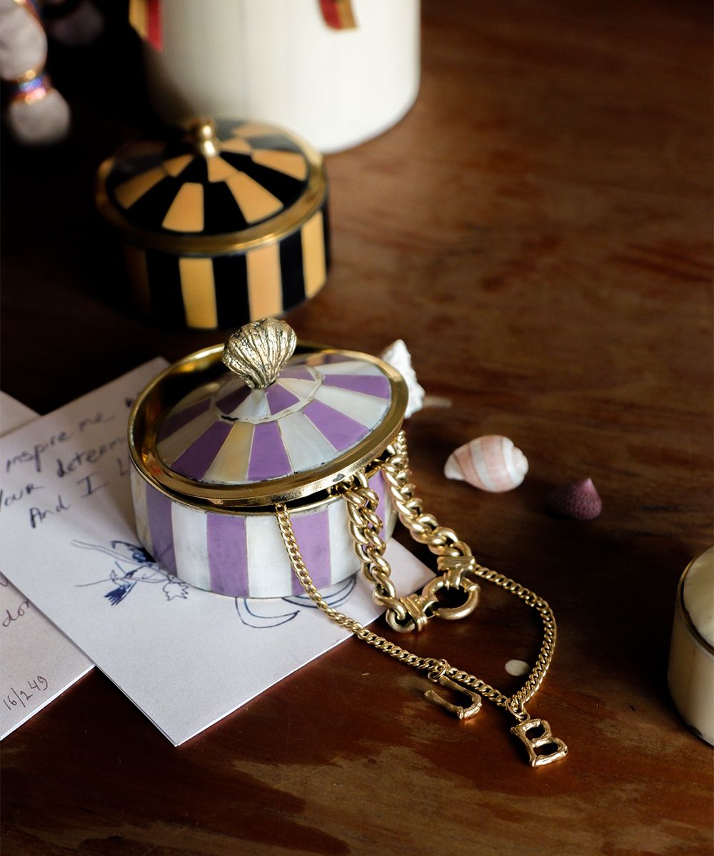 Doing Goods Circus Box Scarlett lila medium