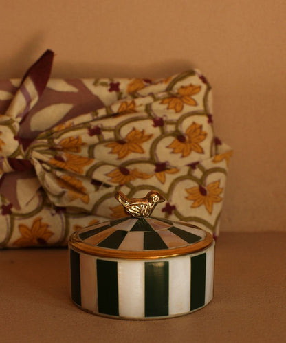 Doing Goods Circus Box Lola Pine  medium