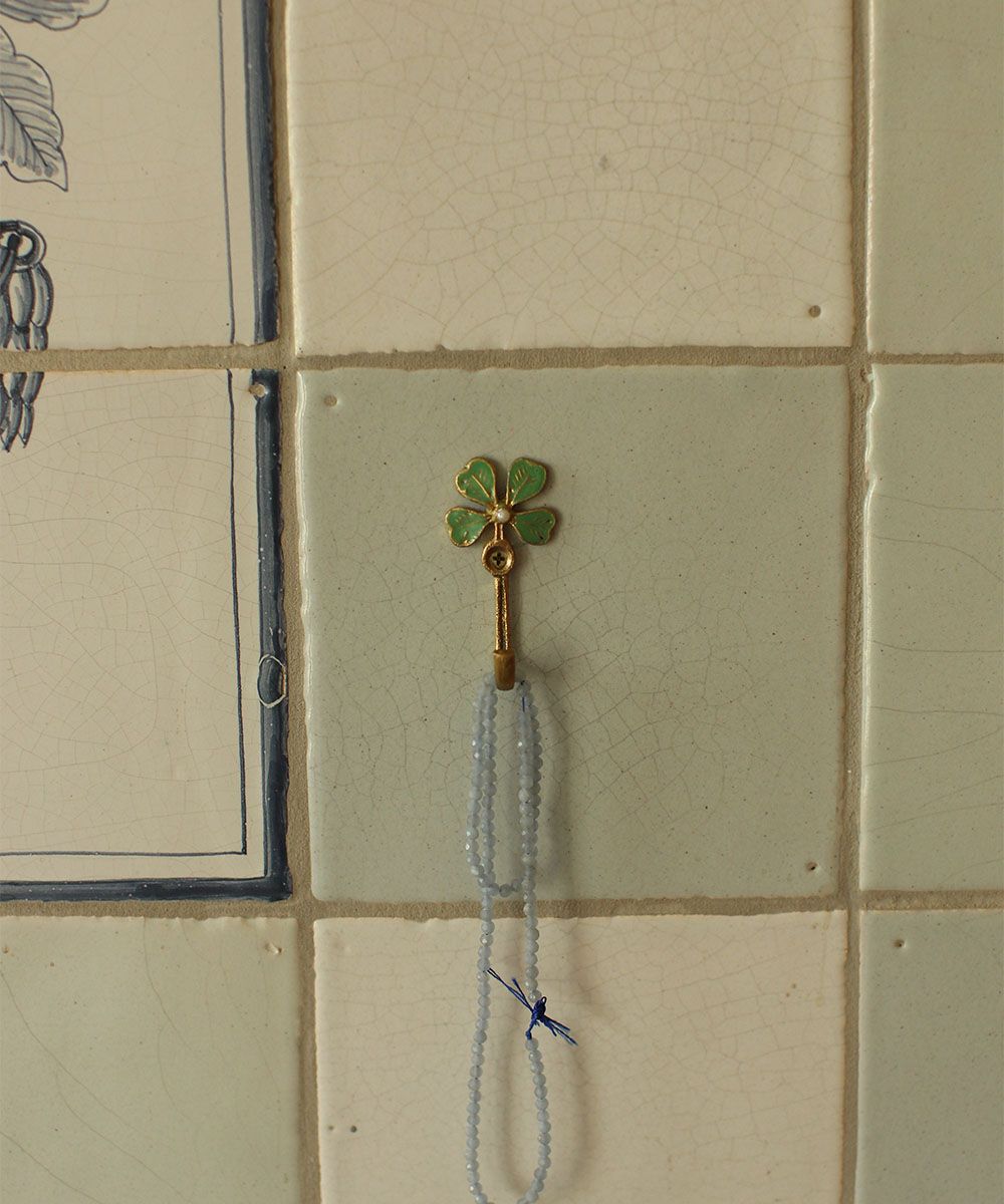 Doing Goods wandhaak Lucky Clover mini